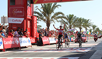 L'Ajuntament de Sagunt fa un balanç positiu de la 6ª etapa de la Vuelta que va finalitzar en la platja del Port de Sagunt