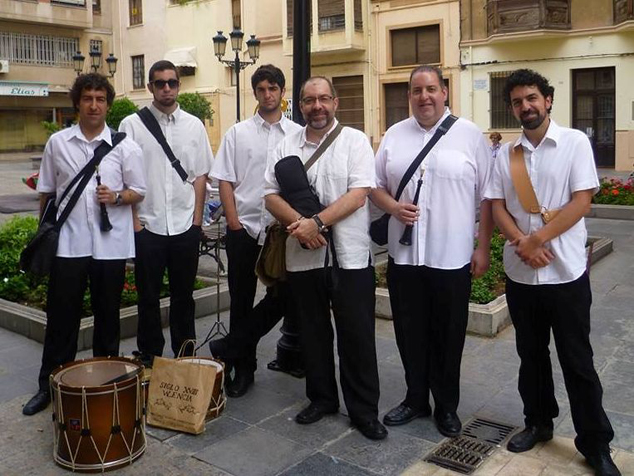 L'associació Amics de la música tradicional. Dolçainers de Sagunt i l’Escola de dolçaina i tabal Honorat Gil d'Alfarb oferiran un concert d'intercanvi