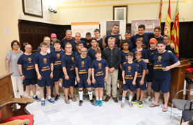 L’Ajuntament de Sagunt rep els esportistes del Campus DI de la Fundació València CF