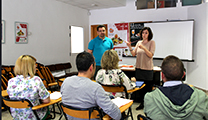 La regidoria de Comerç organitza un curs per a ajudar les associacions de comerciants amb els projectes