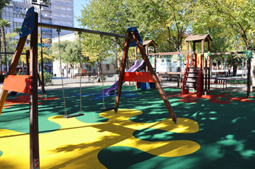 Ja s’han obert de nou els jocs infantils de la plaça Cronista Chabret