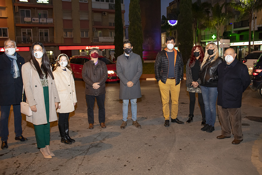 La delegació de Comerç inaugura el tradicional mercat nadalenc del Port de Sagunt