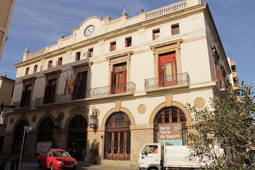 El Ayuntamiento de Sagunto moderniza sus servicios y equipos para mejorar la atención pública en administración electrónica