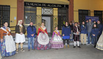 El alcalde y concejales del Ayuntamiento de Sagunto asisten a la última Nit d’Albaes