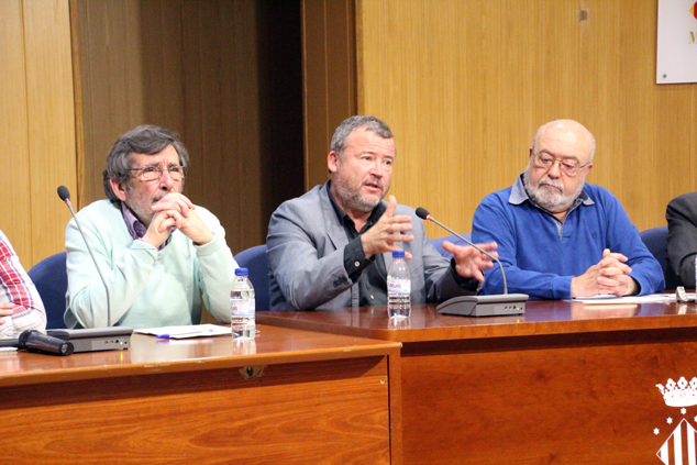 La taula redona “Moviments Socials i Siderúrgia” dóna inici als actes del programa 100 Anys de Siderúrgia