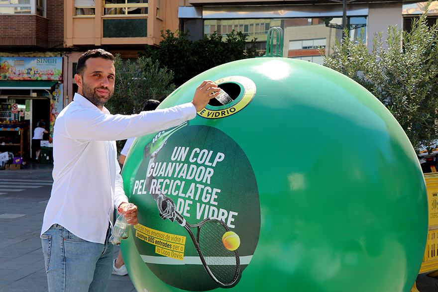 Ecovidrio y el Ayuntamiento de Sagunto premian el reciclaje de vidrio regalando entradas para la Copa Davis
