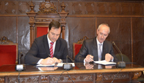 L'Ajuntament de Sagunt i Arcelor Mittal Espanya signen l'acord sobre l'antiga Gerència de AHM