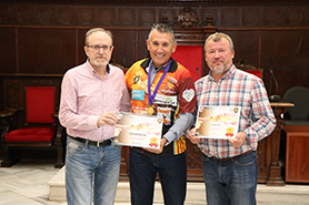 L’Ajuntament de Sagunt ha reconegut el treball i esforç d’Antonio Comeche, campió d'Espanya de Recorreguts de Tir 2018 en la categoria de veterans