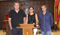 El equipo de Gobierno ofrece a Lafarge la posibilidad de trabajar en un nuevo convenio que cumpla la ley para regular la actividad extractiva 