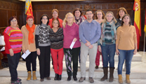 La delegación de Comercio entrega la recaudación de la pista de patinaje a ONGS de la ciudad 
