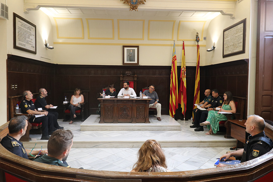 Reunión de la Junta Local de Seguridad para coordinar el dispositivo de cara a las Fiestas Patronales