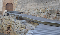 El Ayuntamiento de Sagunto y la Conselleria de Cultura plantean soluciones definitivas para el Teatro Romano y el centro de recepción del Castillo