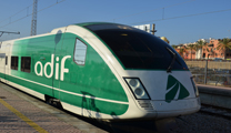 L'alcalde expressa la seua insatisfacció respecte al corredor mediterrani pels seus retards i per considerar-la una línia de segona categoría