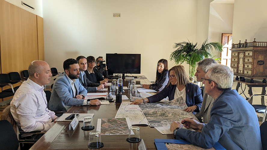 El Ministerio de Transporte atiende las reivindicaciones de Sagunto y descarta el proyecto de ampliación del by-pass
