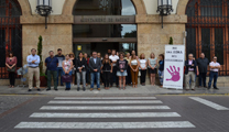 Sagunt guarda un minut de silenci pel presumpte assassinat masclista ocorregut ahir a Cartagena