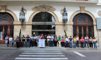 Minut de silenci pels últims tres presumptes assassinats masclistes