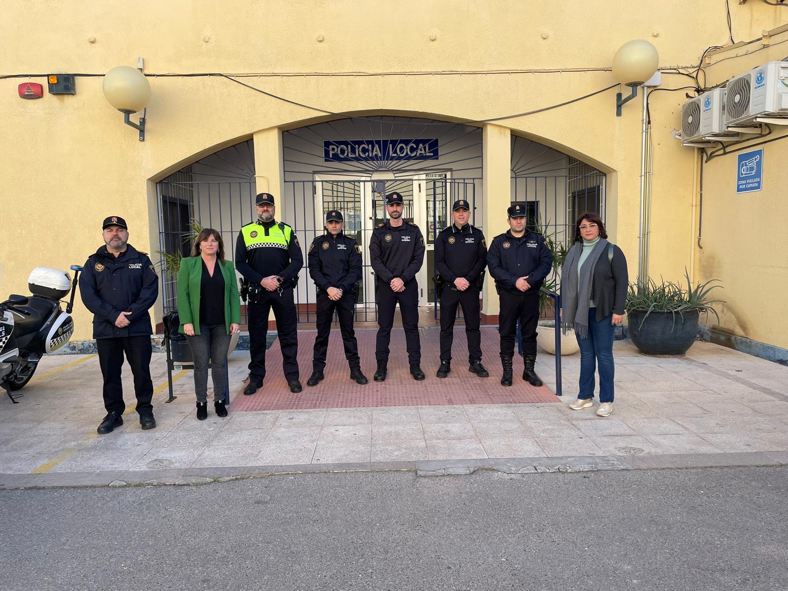 La Policía Local ya cuenta con cinco nuevos oficiales en su estructura organizativa