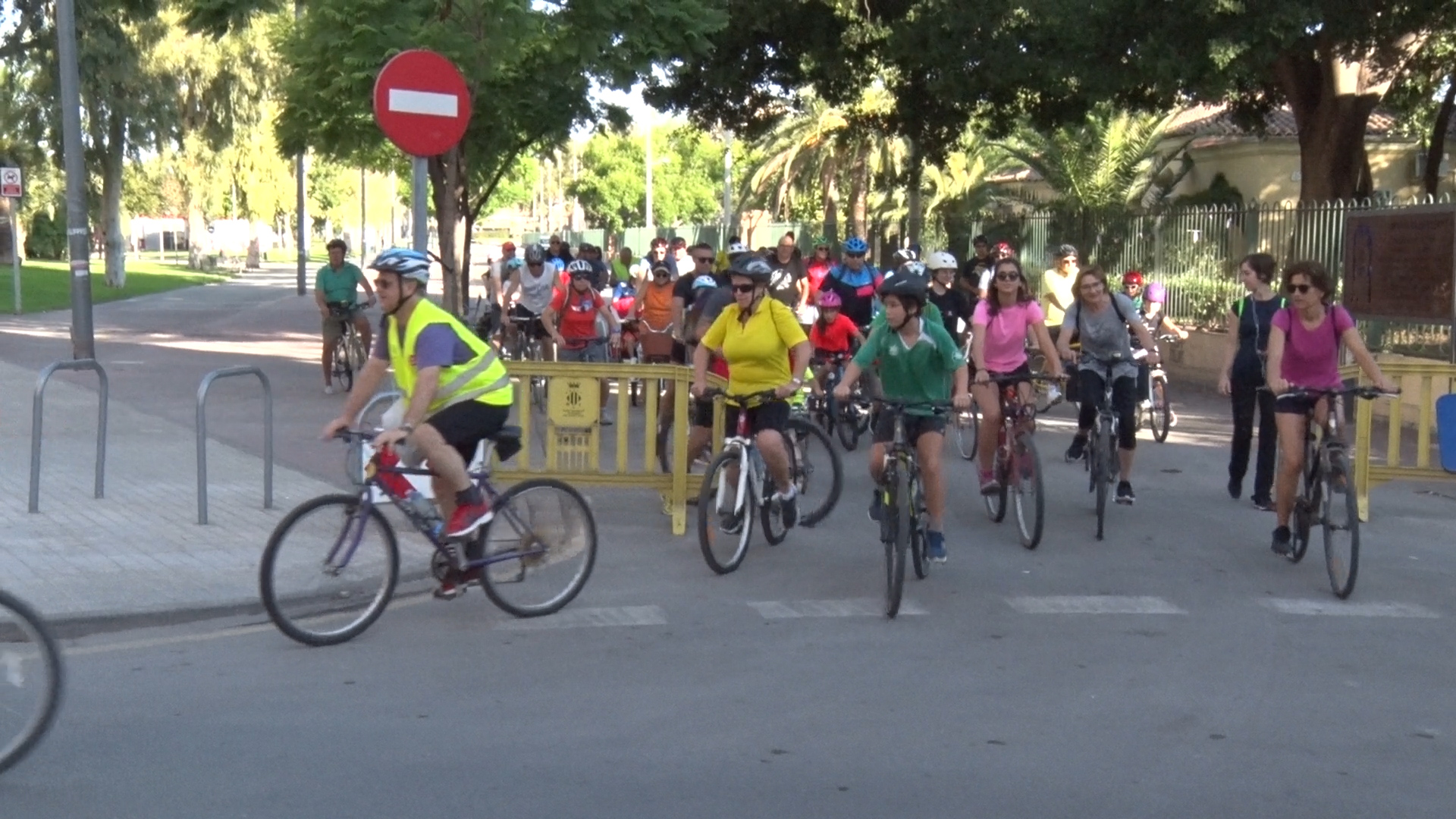 La Setmana Europea de la Mobilitat finalitza amb una eixida amb bicicleta pel Port de Sagunt