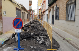 Comencen les obres dels carrers Espronceda i Nou al barri de La Marina 